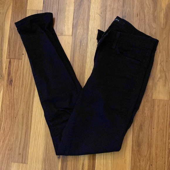 J Brand Women’s Black Skinny Jeans Size 26